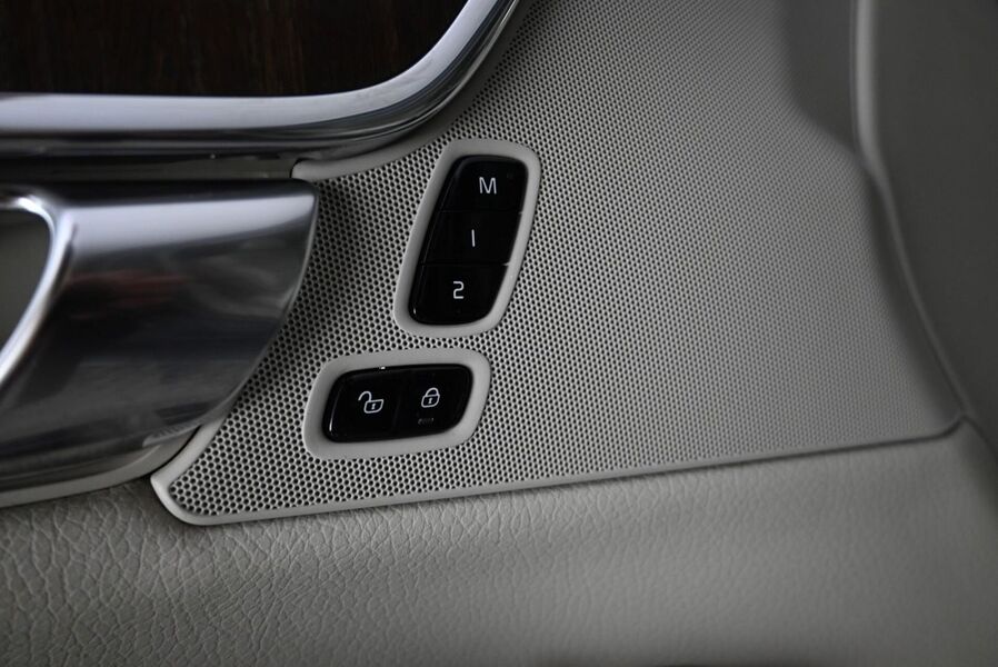 Volvo V90 Cross Country vaihtoauto