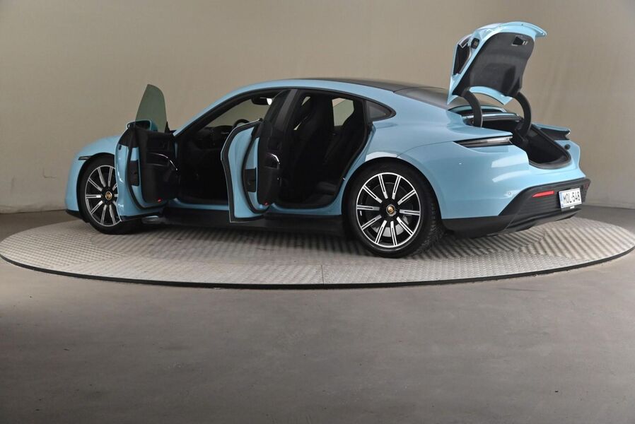 Porsche Taycan vaihtoauto