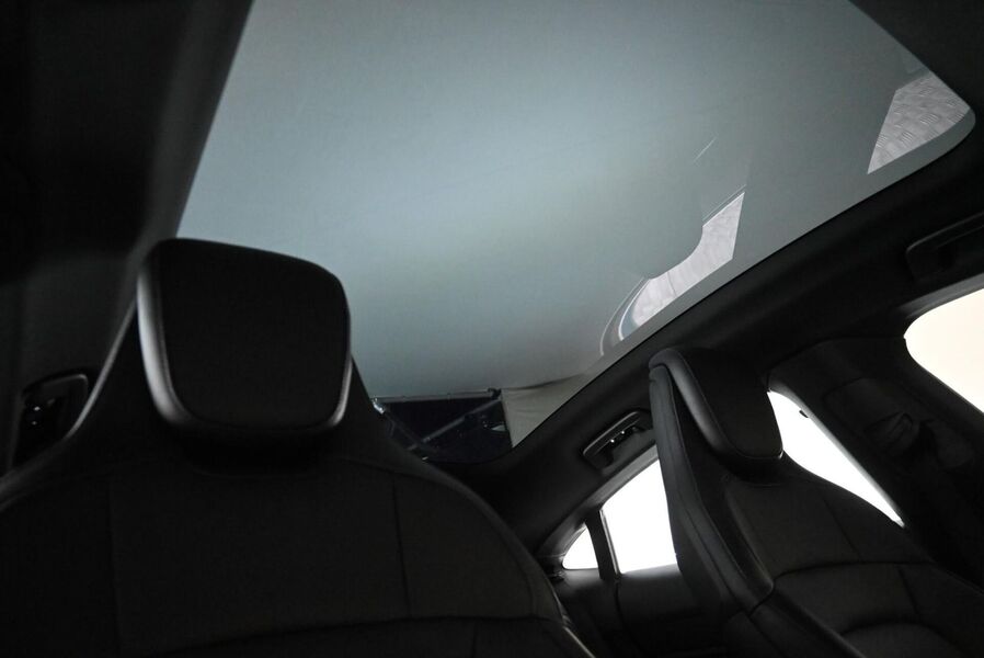 Porsche Taycan vaihtoauto