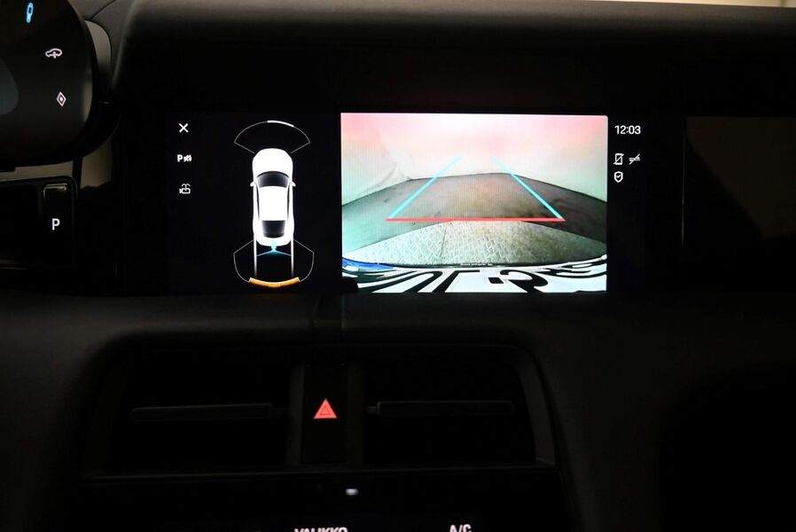 Porsche Taycan vaihtoauto