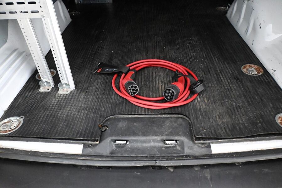 Peugeot e-Expert vaihtoauto