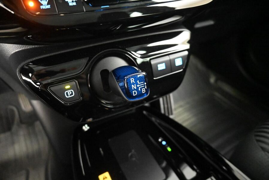 Toyota Prius vaihtoauto