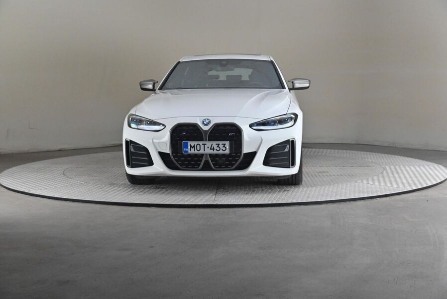 BMW i4 M50 vaihtoauto