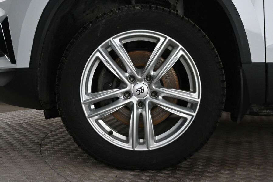 Skoda Karoq vaihtoauto