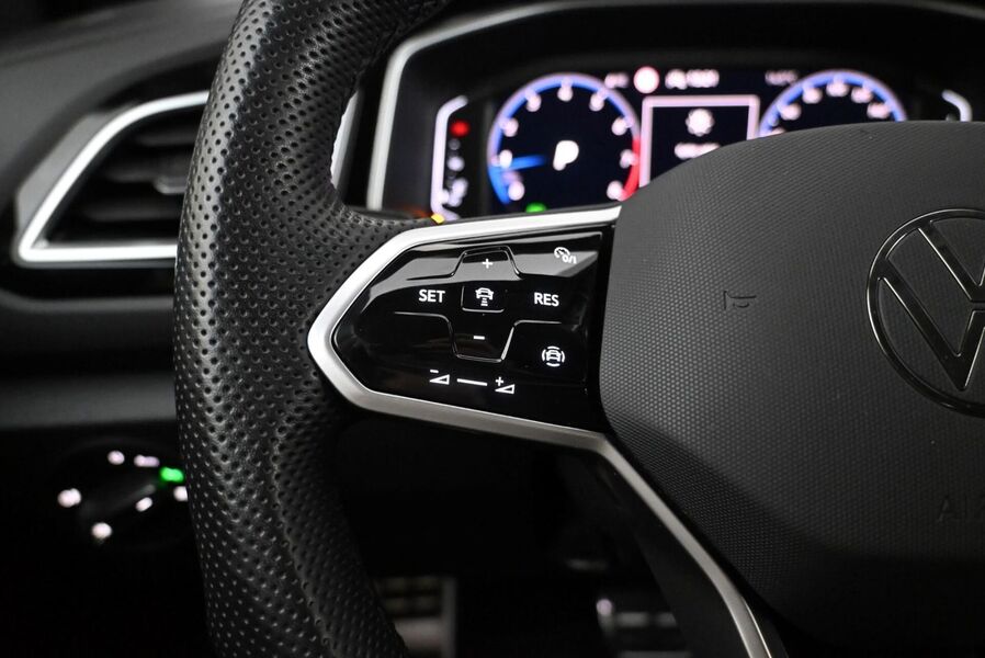 Volkswagen T-Roc vaihtoauto