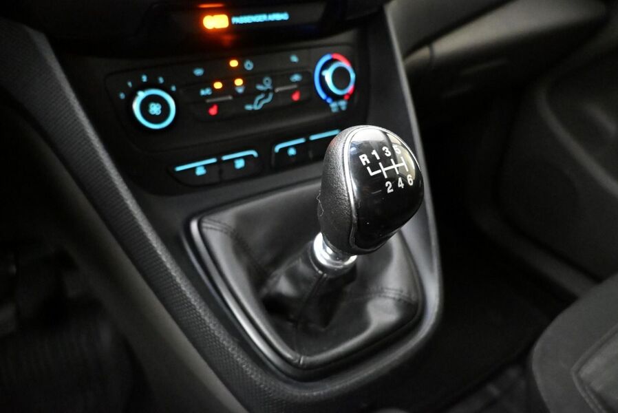 Ford Transit Connect vaihtoauto