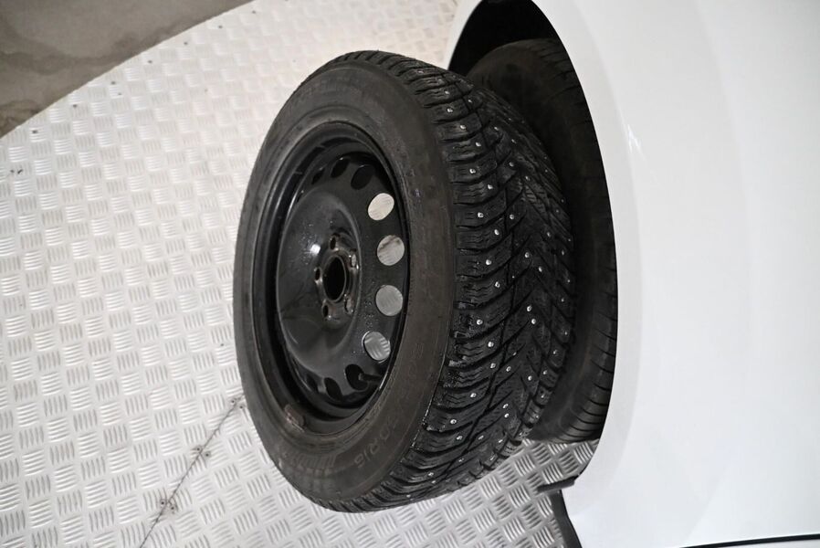 Ford Transit Connect vaihtoauto
