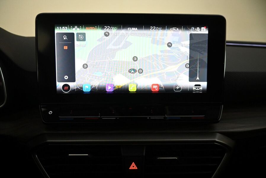 SEAT Leon Sportstourer vaihtoauto