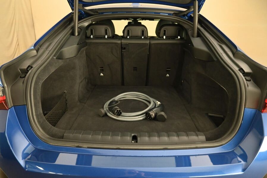 BMW i4 M50 vaihtoauto