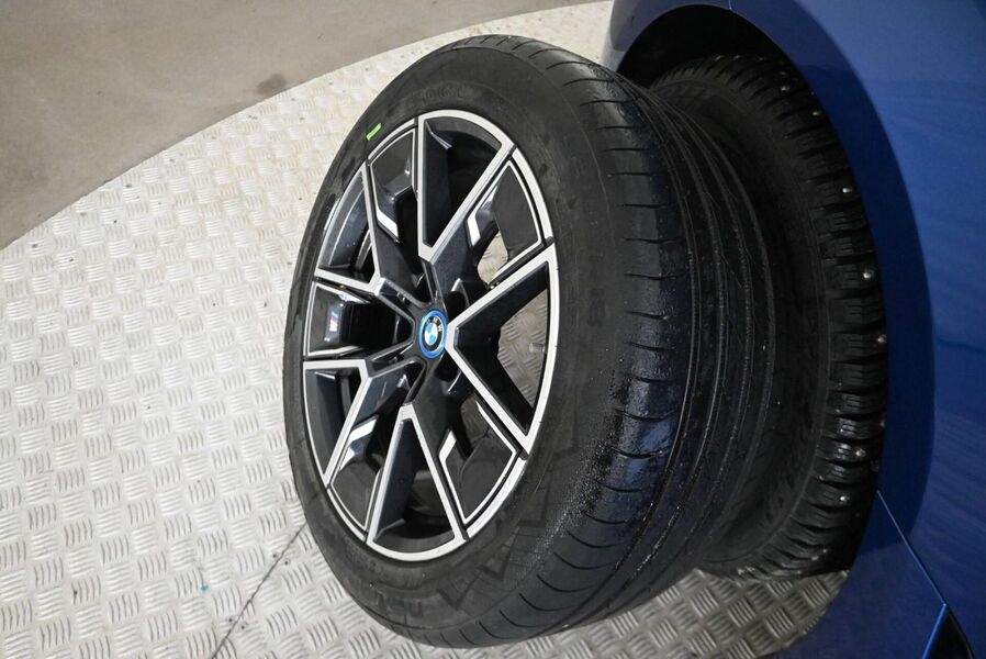 BMW i4 M50 vaihtoauto