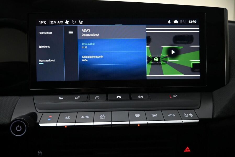 Opel Astra vaihtoauto