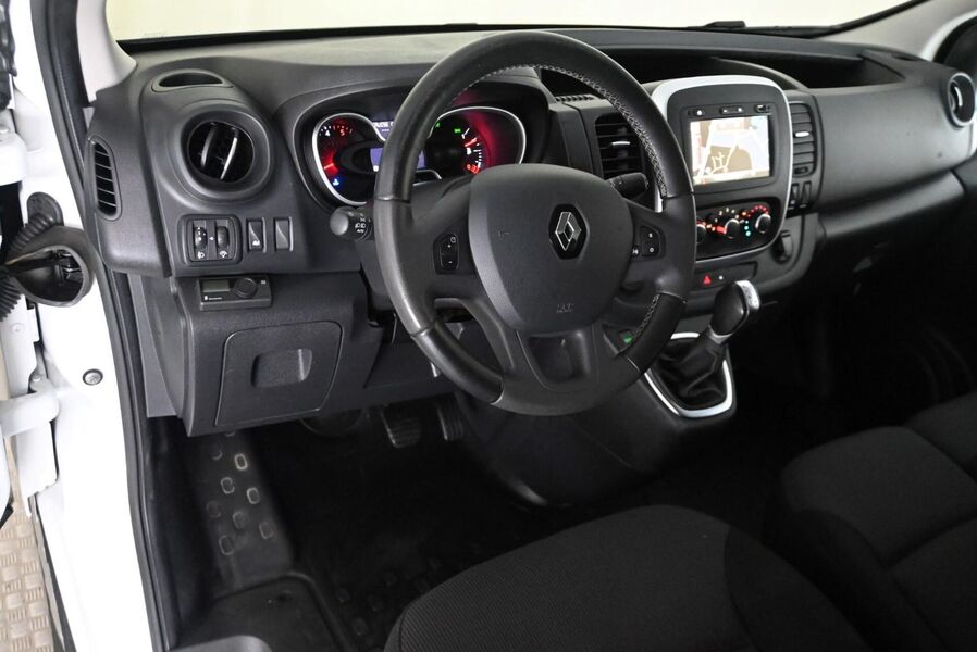 Renault Trafic vaihtoauto