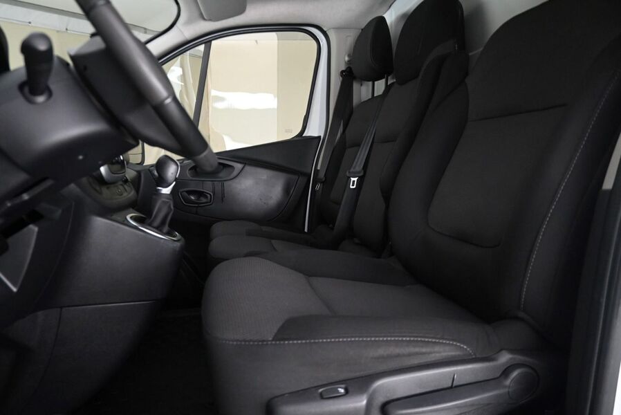 Renault Trafic vaihtoauto