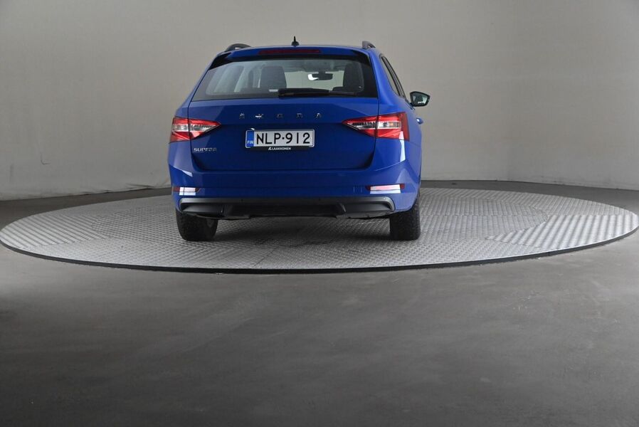 Skoda Superb vaihtoauto