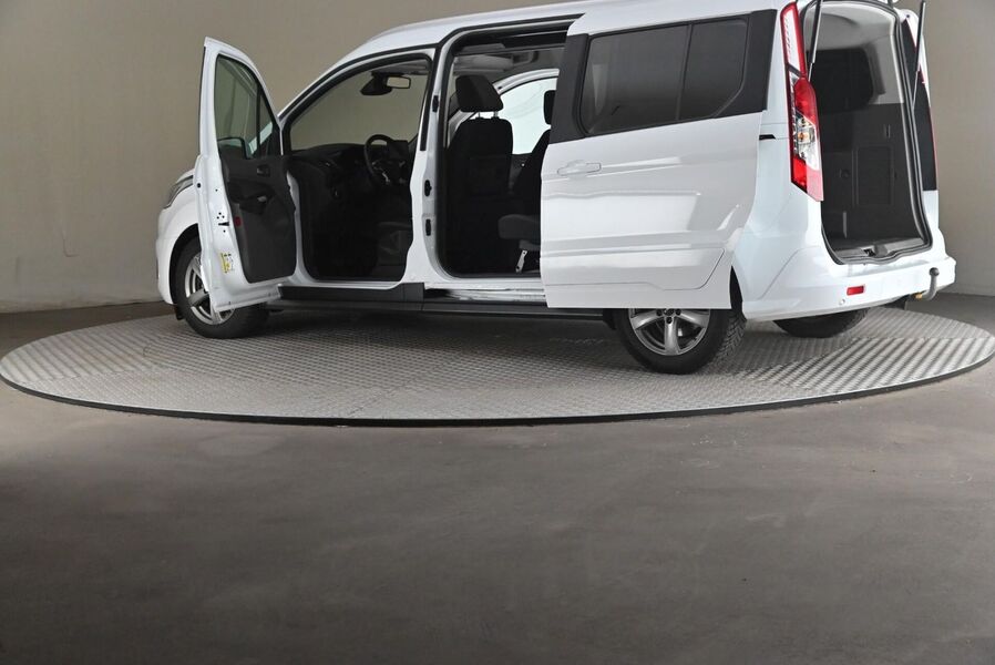 Ford Grand Tourneo Connect vaihtoauto