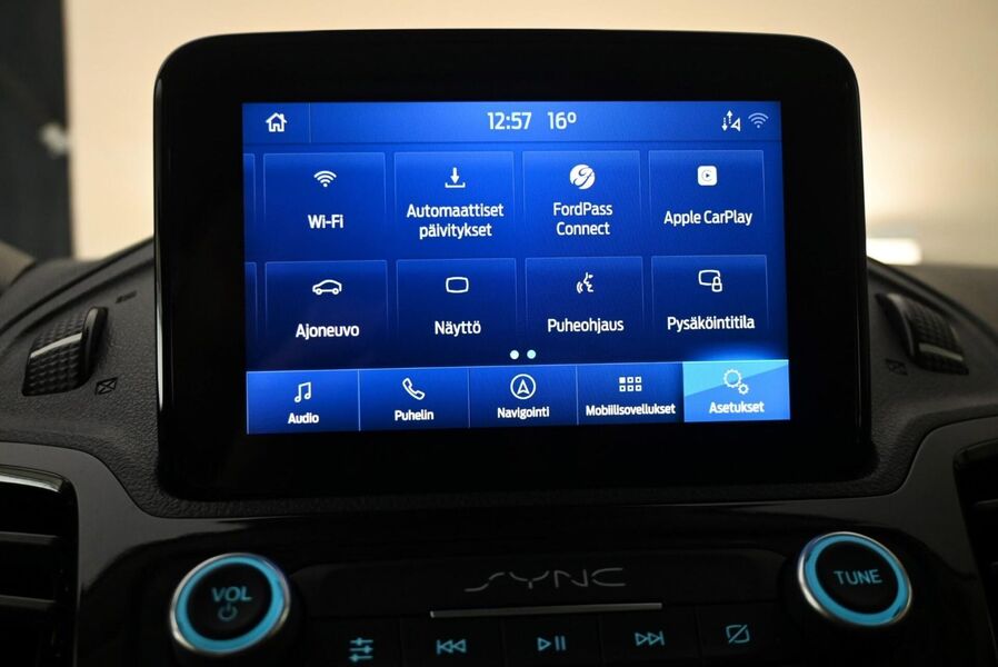 Ford Grand Tourneo Connect vaihtoauto