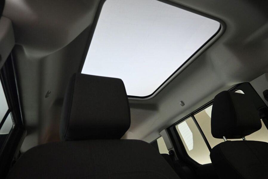 Ford Grand Tourneo Connect vaihtoauto