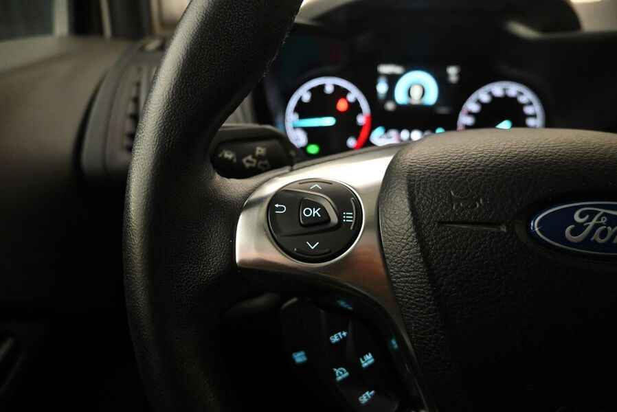 Ford Grand Tourneo Connect vaihtoauto