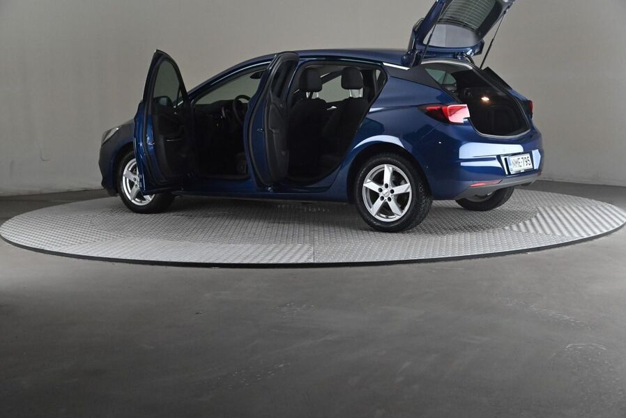 Opel Astra vaihtoauto