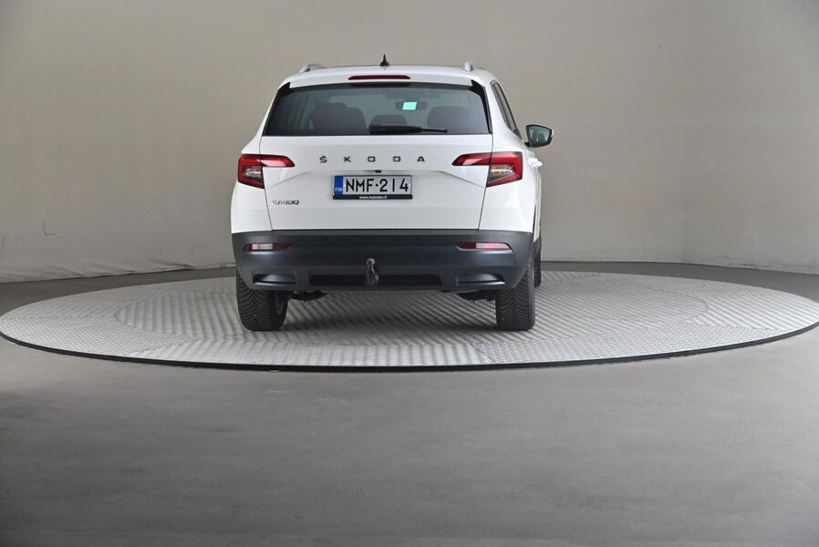 Skoda Karoq vaihtoauto