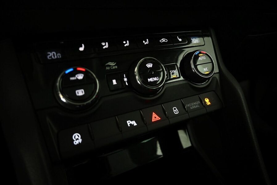 Skoda Karoq vaihtoauto