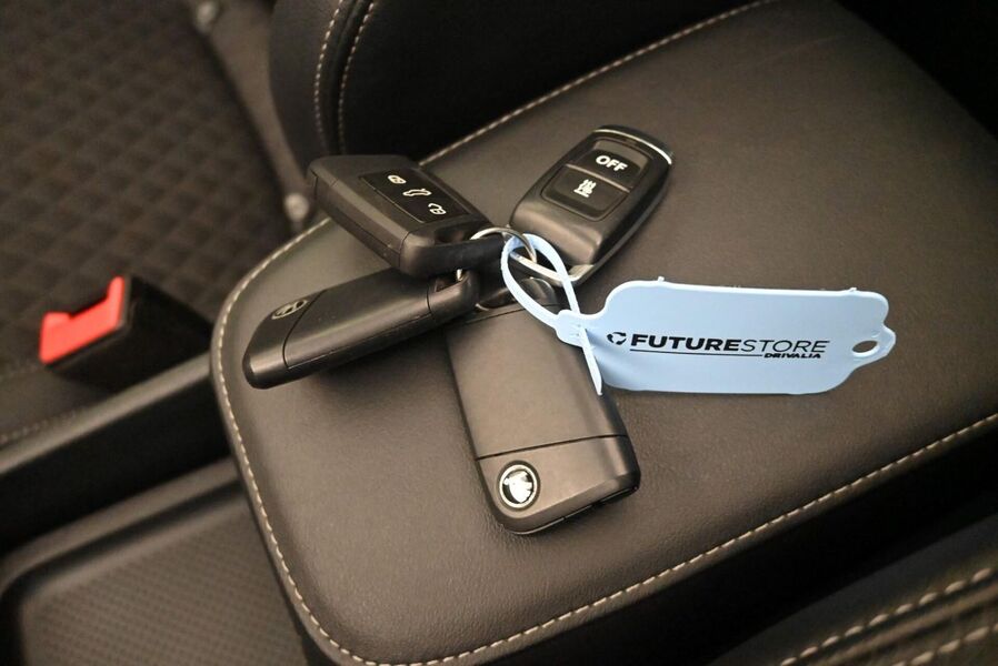 Skoda Karoq vaihtoauto