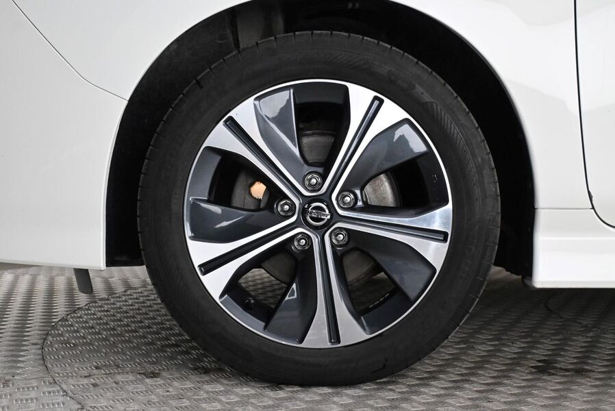 Nissan Leaf vaihtoauto