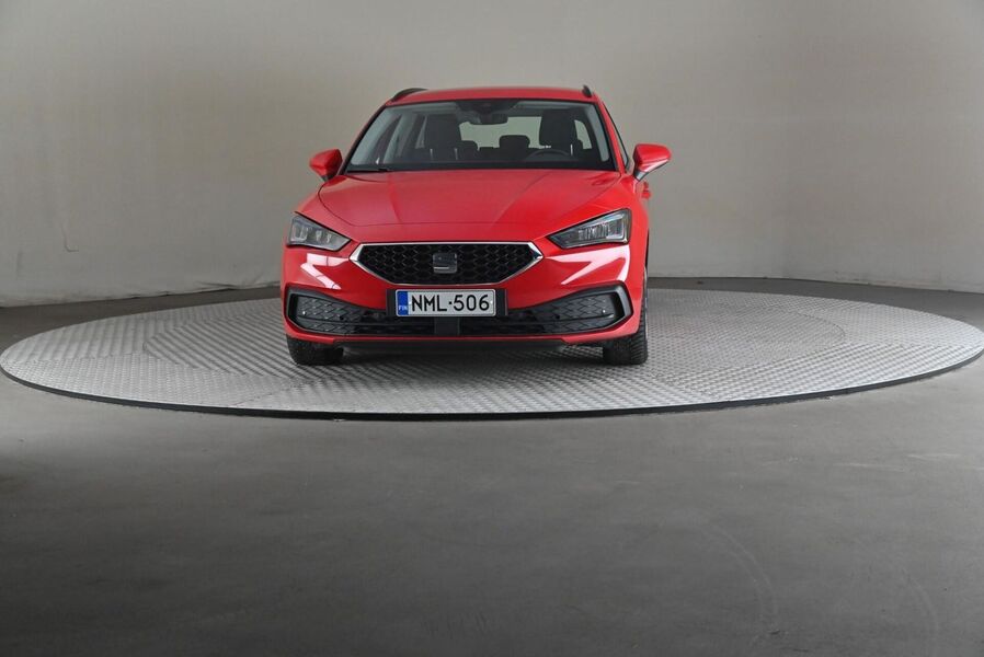 SEAT Leon Sportstourer vaihtoauto
