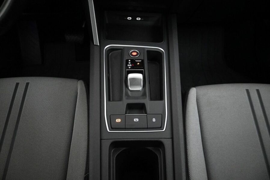 SEAT Leon Sportstourer vaihtoauto