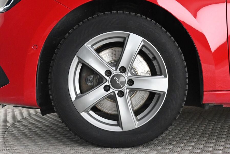 SEAT Leon Sportstourer vaihtoauto