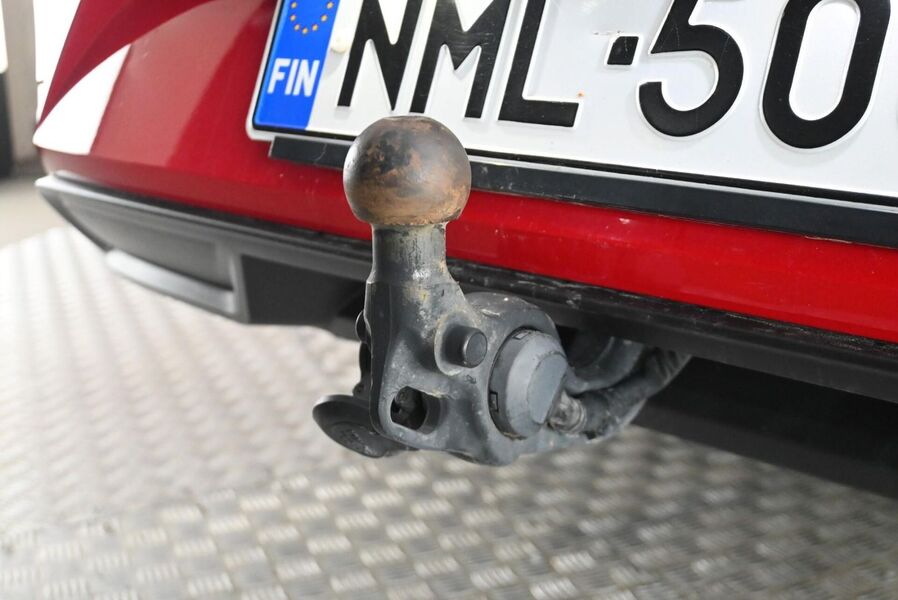 SEAT Leon Sportstourer vaihtoauto