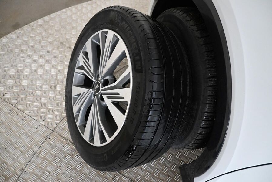 Audi Q4 e-tron vaihtoauto