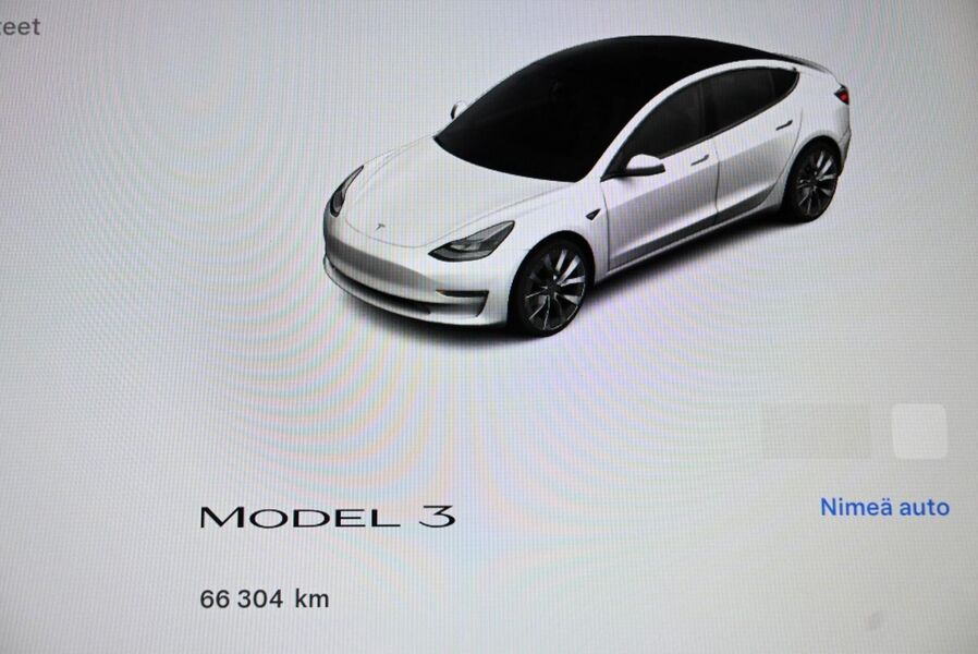 Tesla Model 3 vaihtoauto