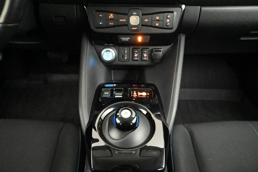 Nissan Leaf vaihtoauto