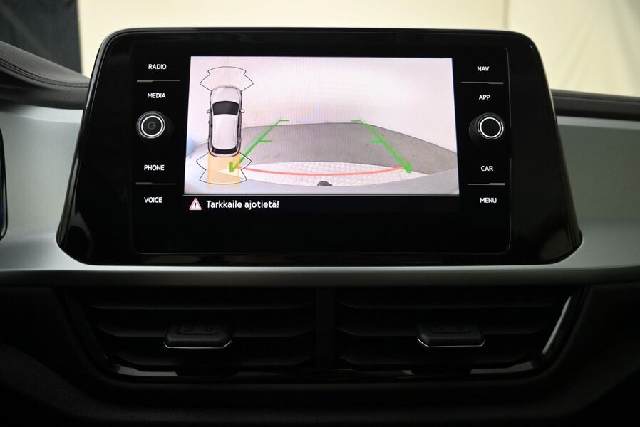 Volkswagen T-Roc vaihtoauto