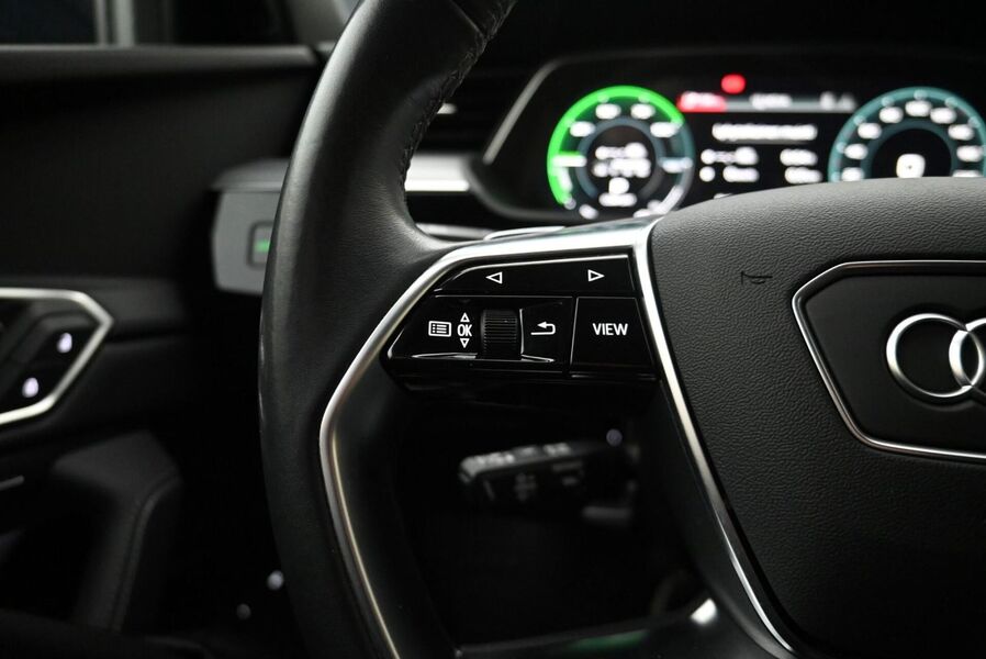 Audi Q8 e-tron vaihtoauto