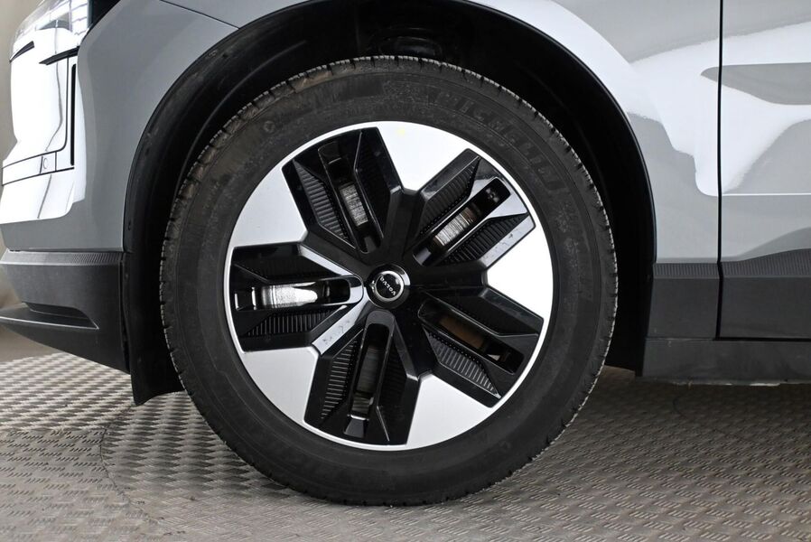 Volvo EX30 vaihtoauto