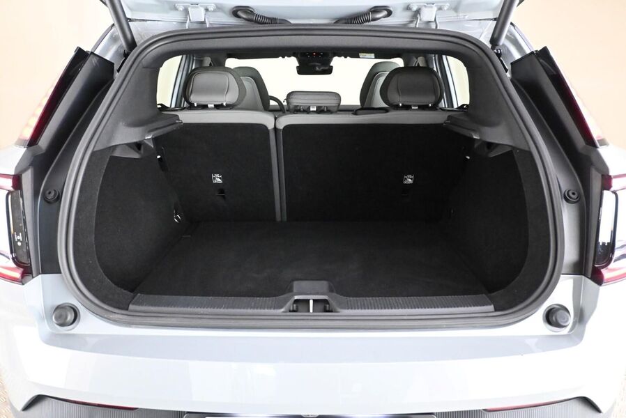 Volvo EX30 vaihtoauto