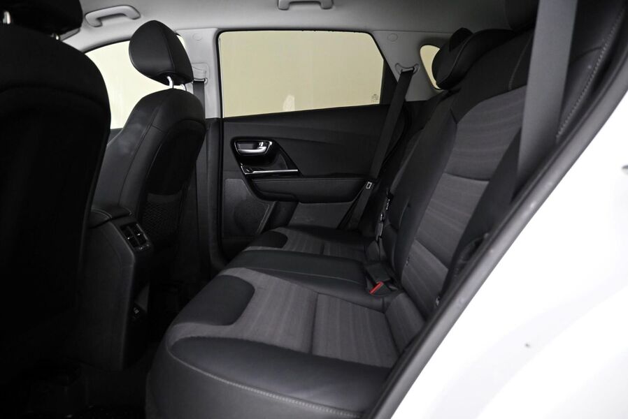 Kia Niro plug-in vaihtoauto