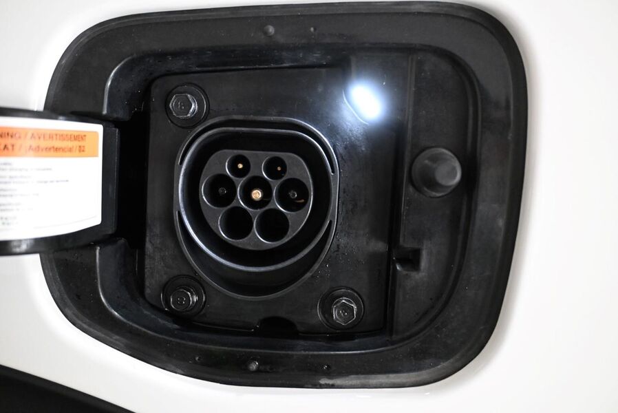 Kia Niro plug-in vaihtoauto