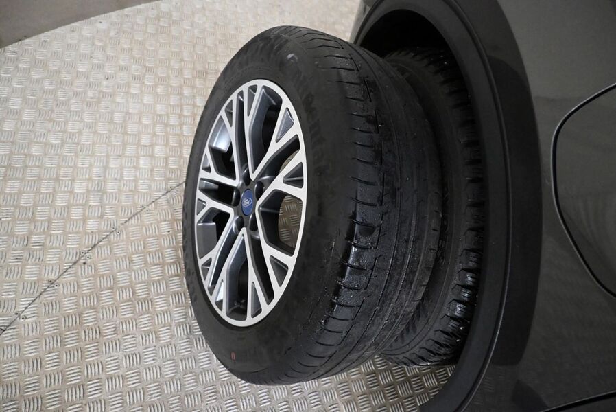 Ford Kuga vaihtoauto