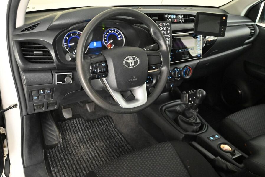 Toyota Hilux vaihtoauto