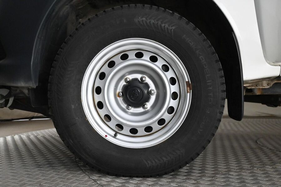 Toyota Hilux vaihtoauto