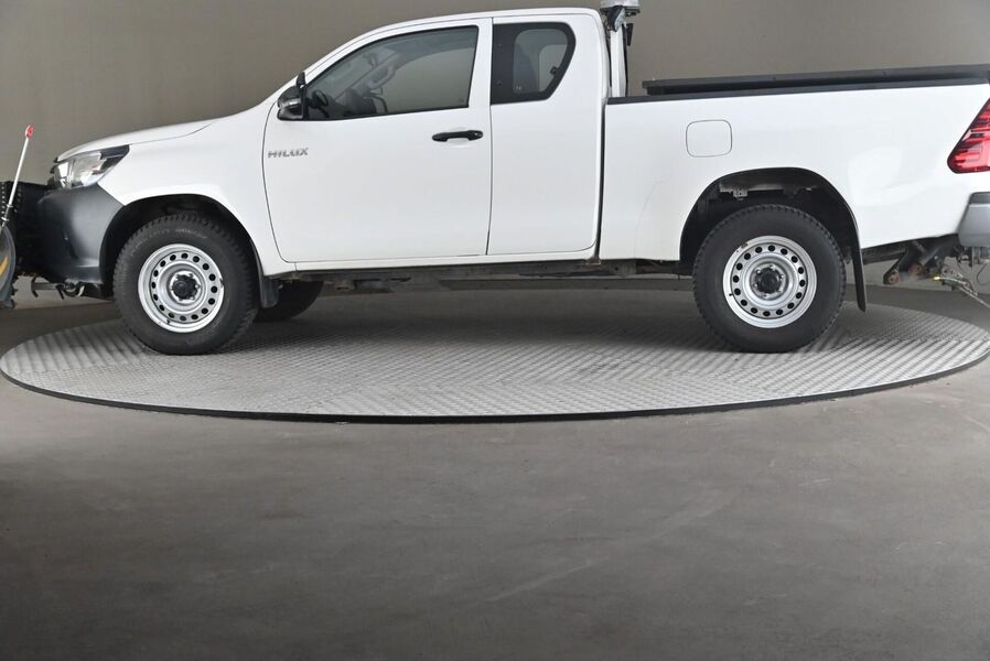 Toyota Hilux vaihtoauto