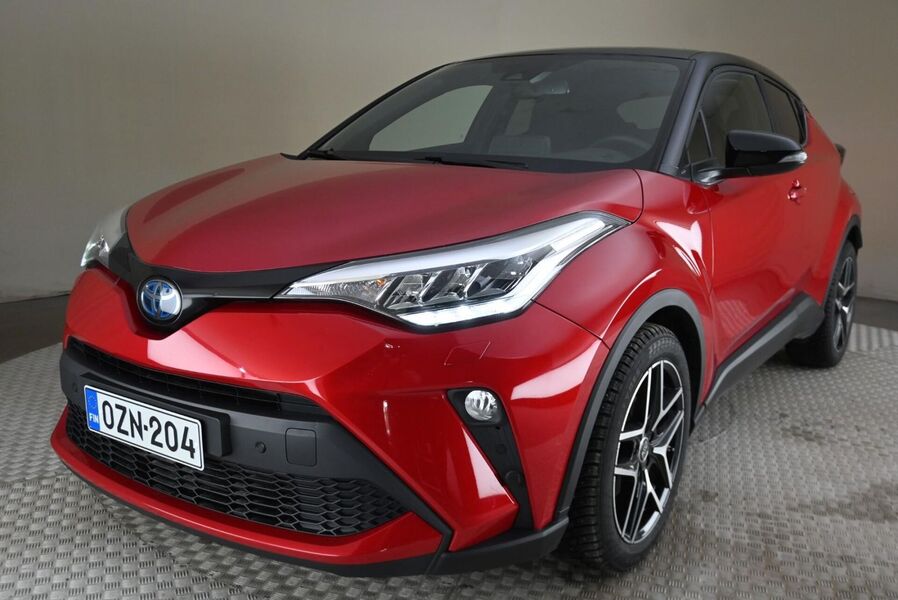 Toyota C-HR vaihtoauto