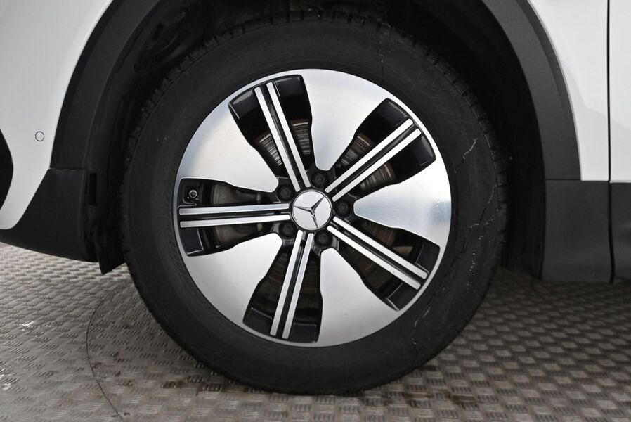 Mercedes-Benz EQB vaihtoauto