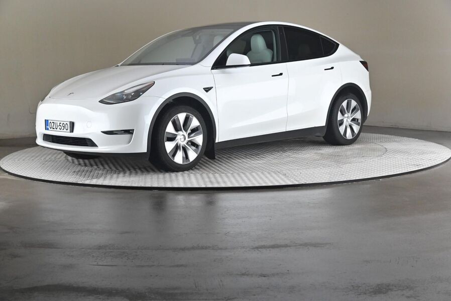 Tesla Model Y vaihtoauto