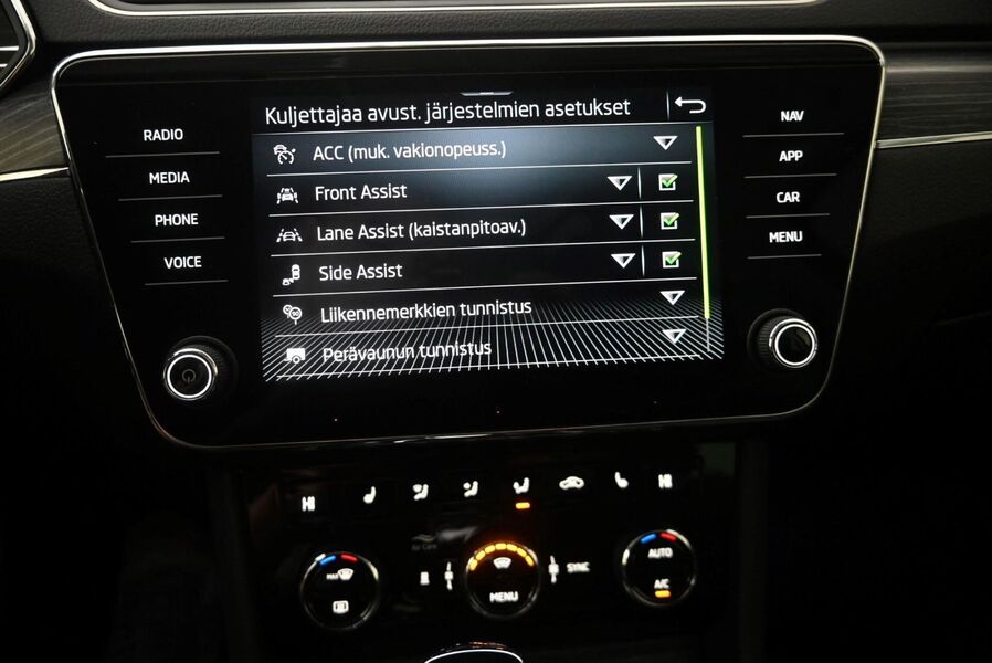 Skoda Superb vaihtoauto