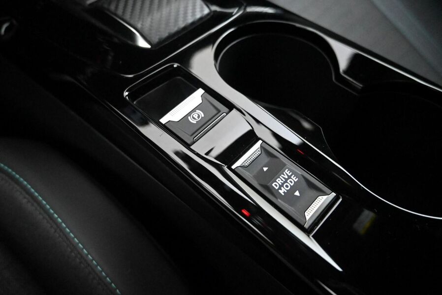 Peugeot e-2008 vaihtoauto