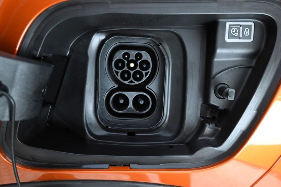 Peugeot e-2008 vaihtoauto